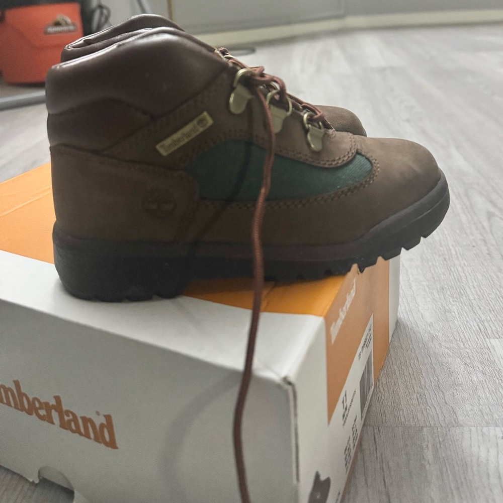 Boys Timberland Field Boots Sz 11